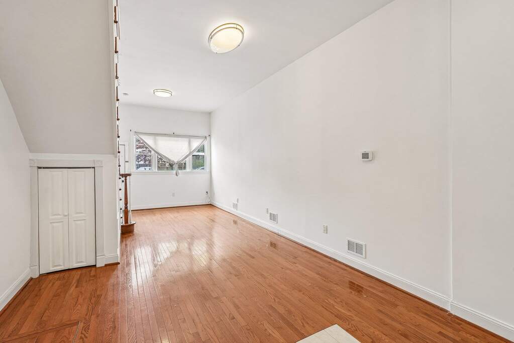 3 Bedroom Single Family Home/House's Image 6