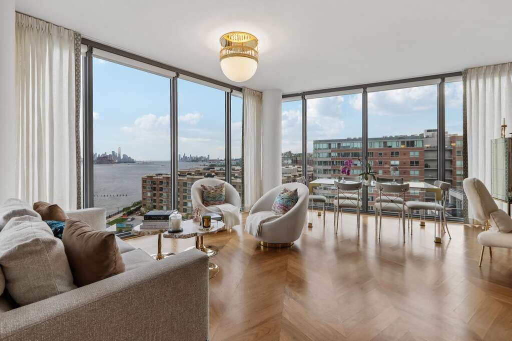 2 Bedroom Apartment/Flat's Image 4