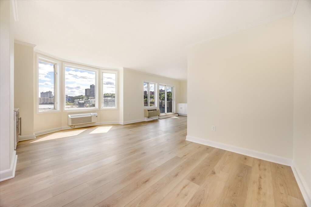 2 Bedroom Apartment/Flat's Image 6