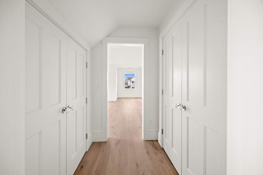 4 Bedroom Single Family Home/House's Image 9