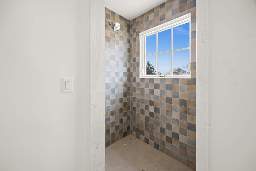 4 Bedroom Single Family Home/House's Image 18