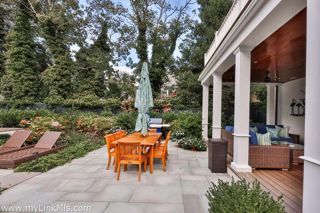 4 Bedroom Single Family Home/House's Image 32