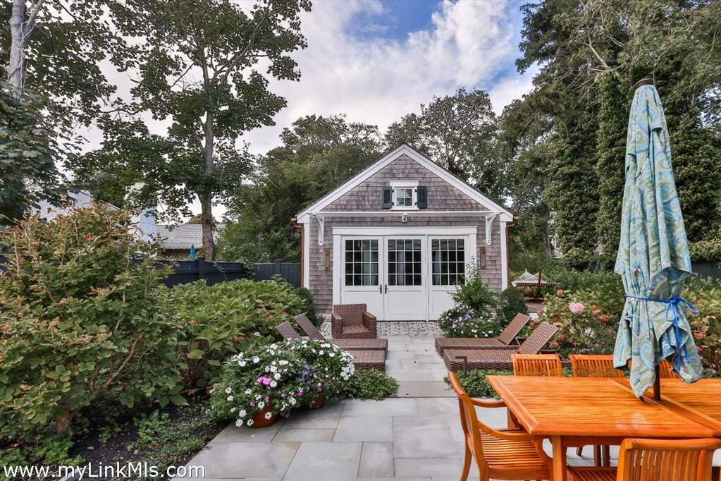 4 Bedroom Single Family Home/House's Image 33