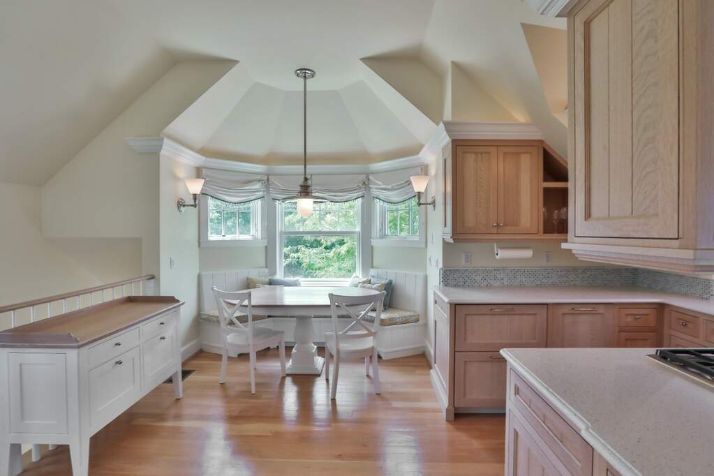 7 Bedroom Single Family Home/House's Image 29