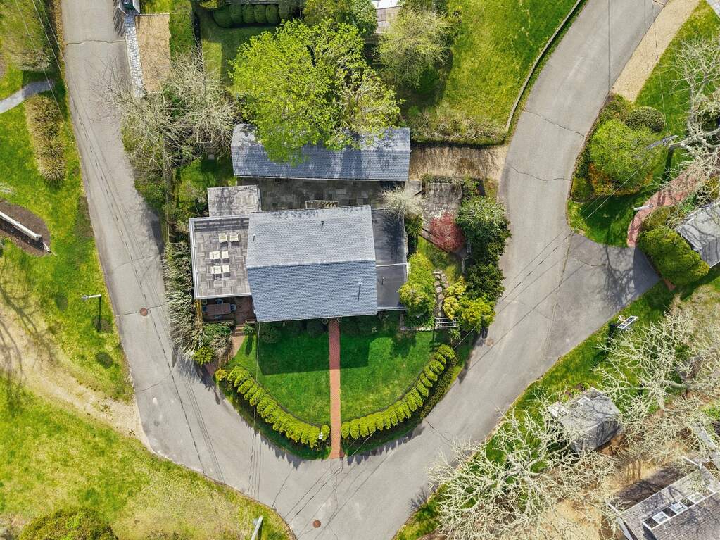 4 Bedroom Single Family Home/House's Image 30