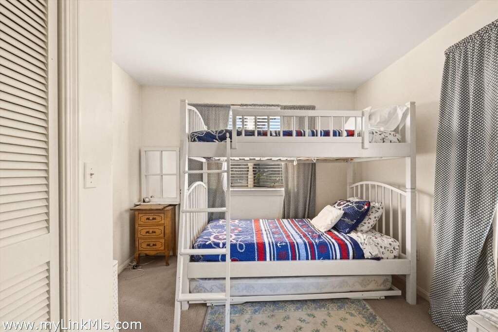 4 Bedroom Single Family Home/House's Image 22