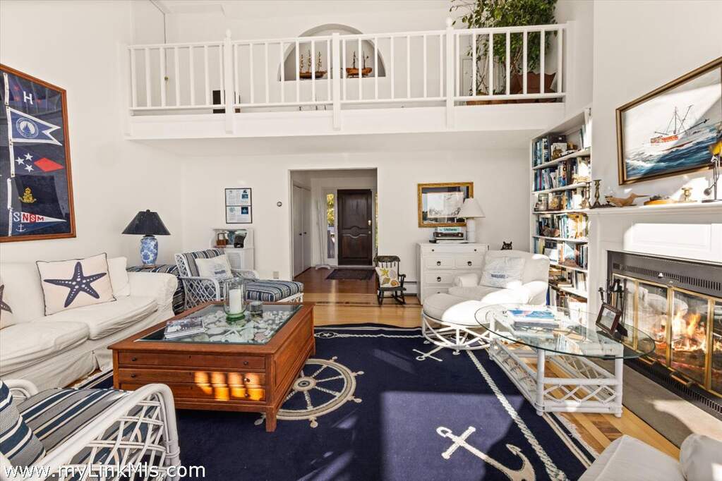 4 Bedroom Single Family Home/House's Image 5