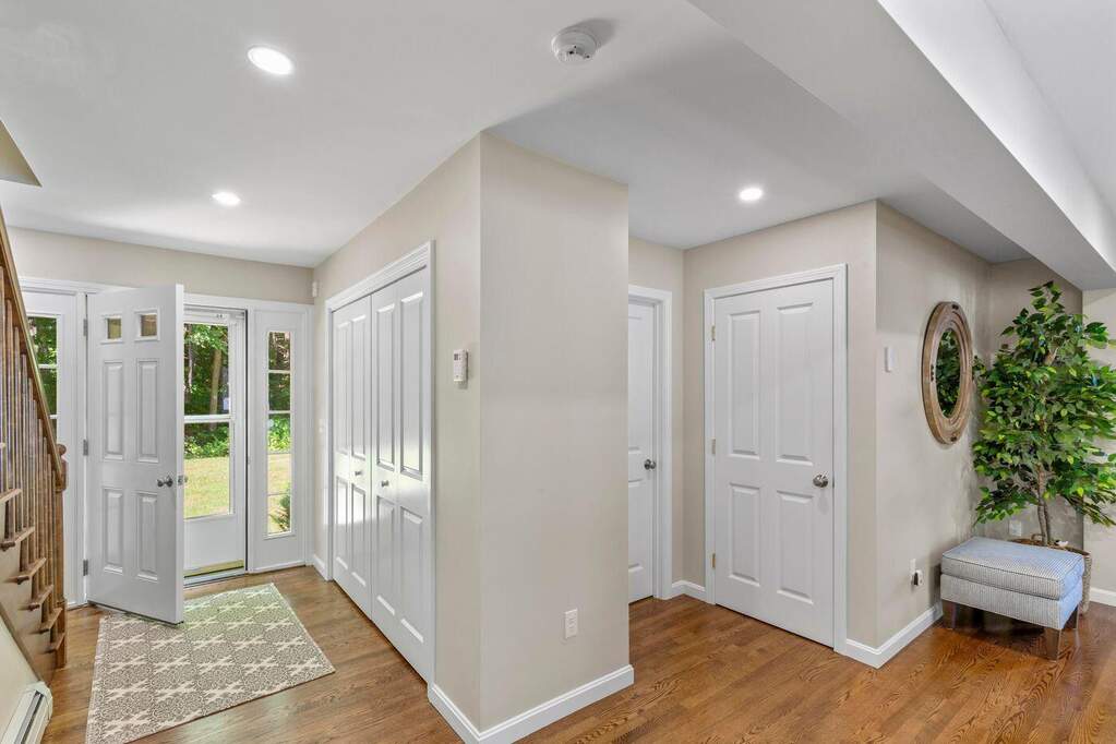 4 Bedroom Single Family Home/House's Image 14