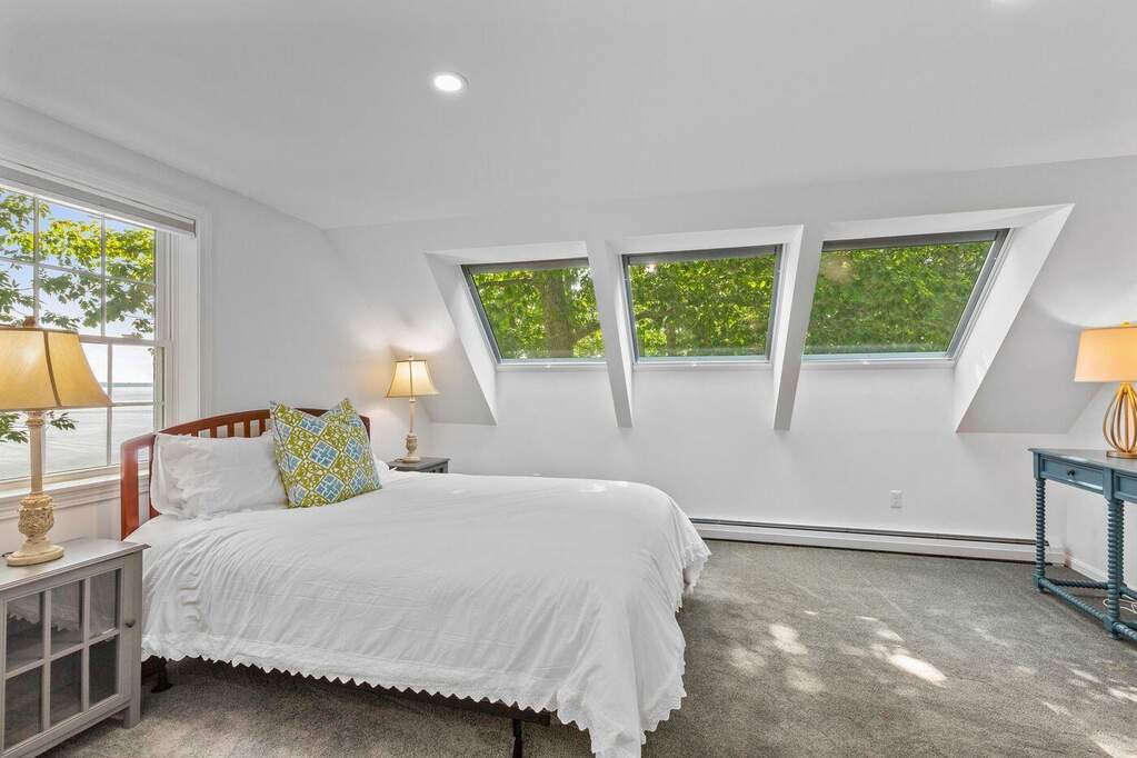 4 Bedroom Single Family Home/House's Image 18