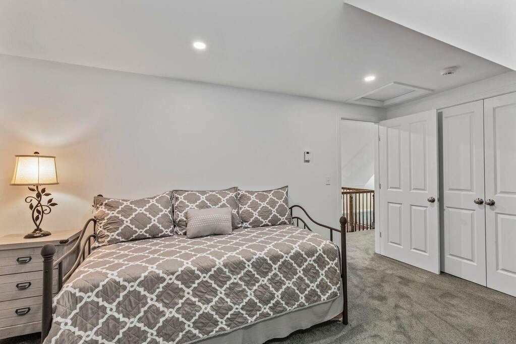 4 Bedroom Single Family Home/House's Image 21