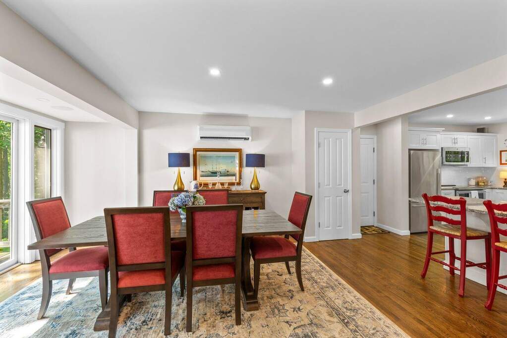 4 Bedroom Single Family Home/House's Image 6