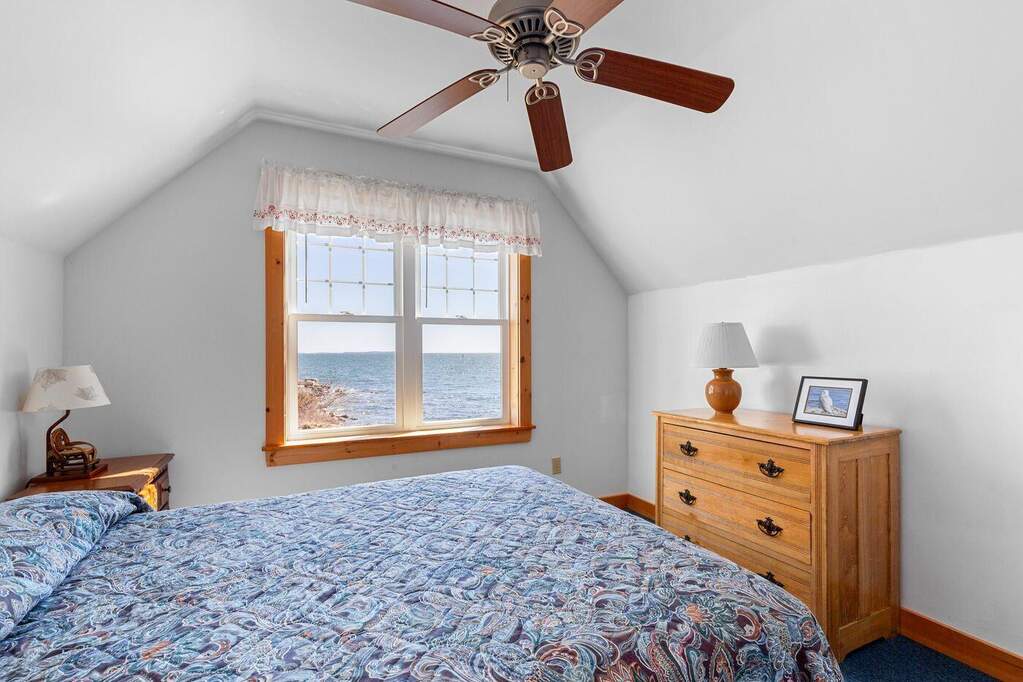 2 Bedroom Single Family Home/House's Image 12