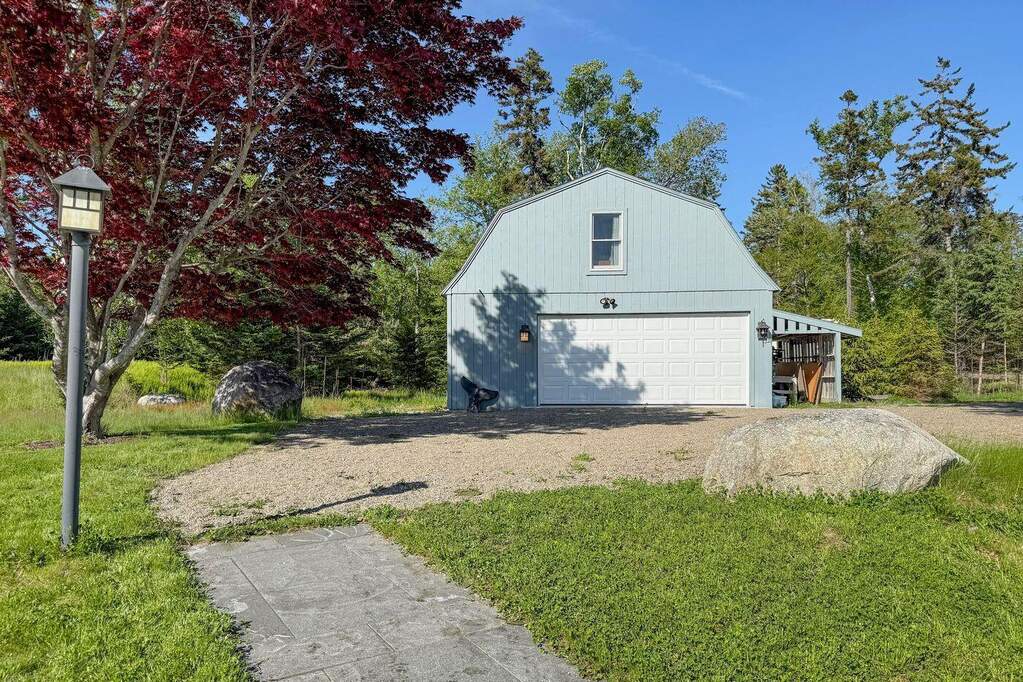 3 Bedroom Single Family Home/House's Image 29