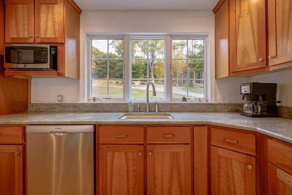 3 Bedroom Single Family Home/House's Image 25