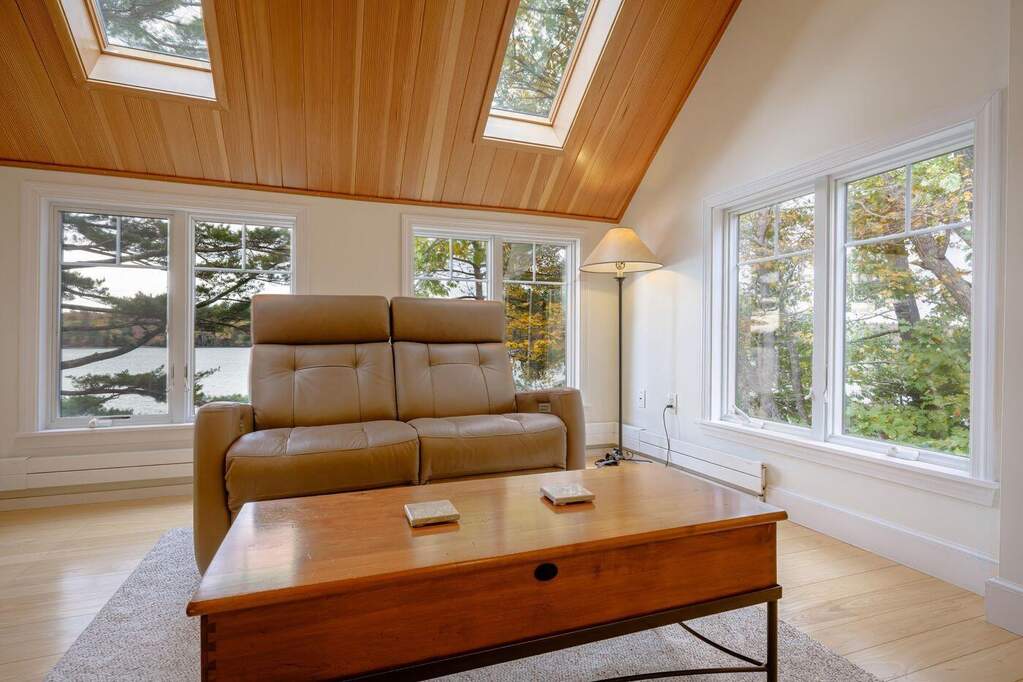 3 Bedroom Single Family Home/House's Image 28