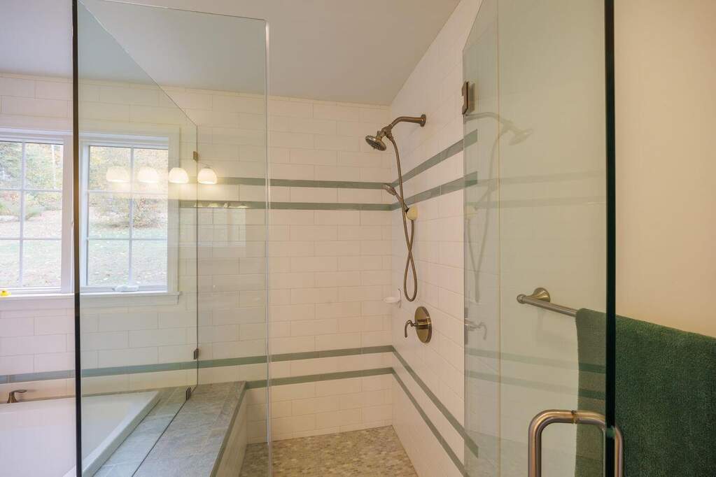 3 Bedroom Single Family Home/House's Image 41
