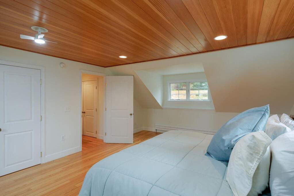3 Bedroom Single Family Home/House's Image 43