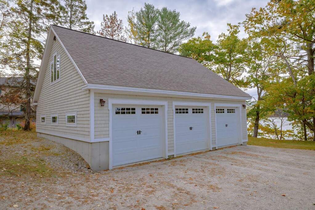 3 Bedroom Single Family Home/House's Image 44