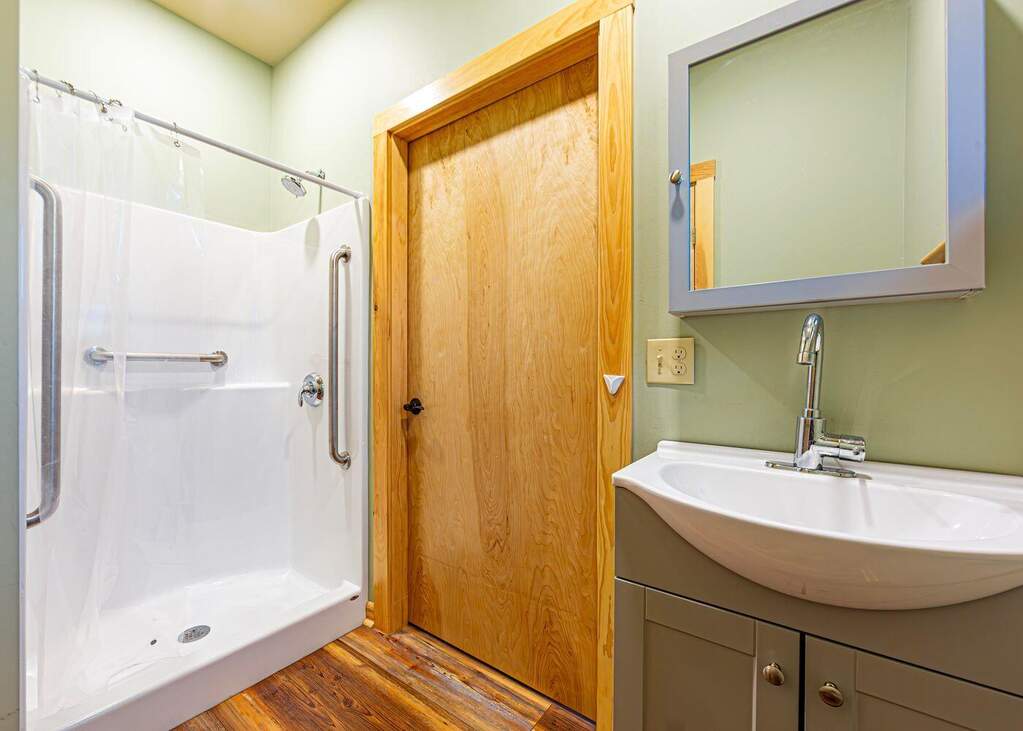 3 Bedroom Single Family Home/House's Image 22