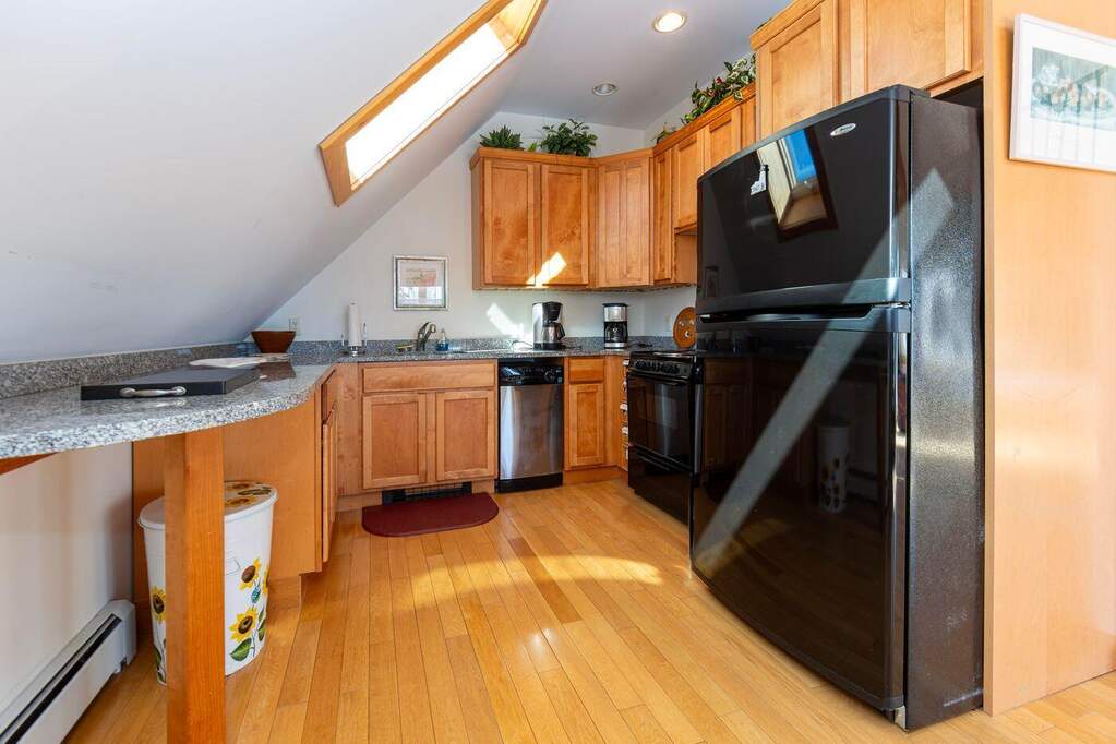 4 Bedroom Single Family Home/House's Image 19