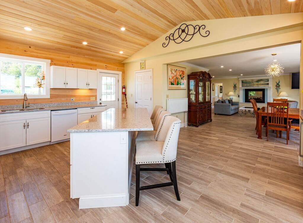 3 Bedroom Single Family Home/House's Image 7