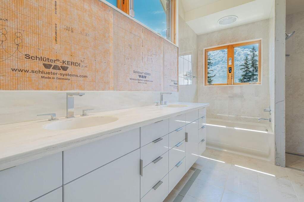 2 Bedroom Single Family Home/House's Image 19