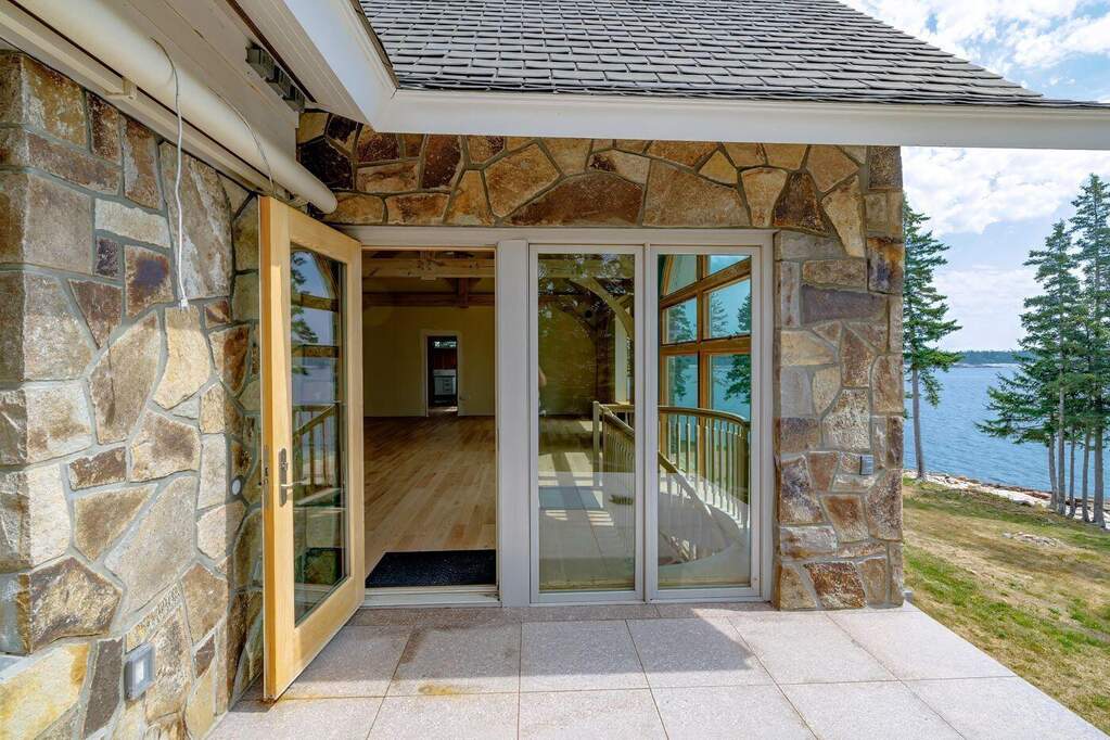 2 Bedroom Single Family Home/House's Image 26
