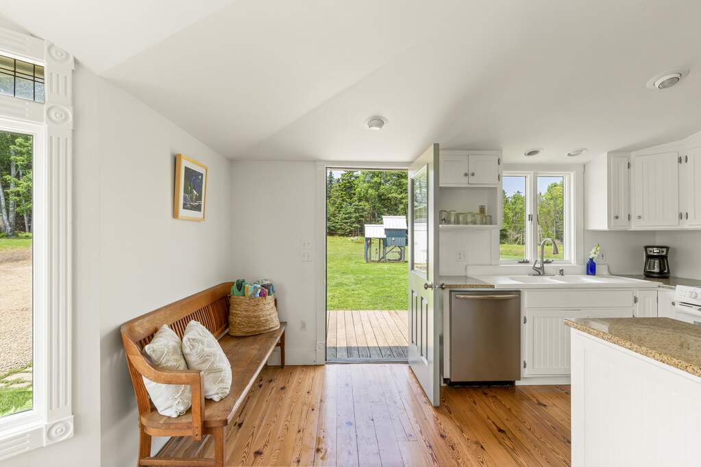 3 Bedroom Single Family Home/House's Image 11