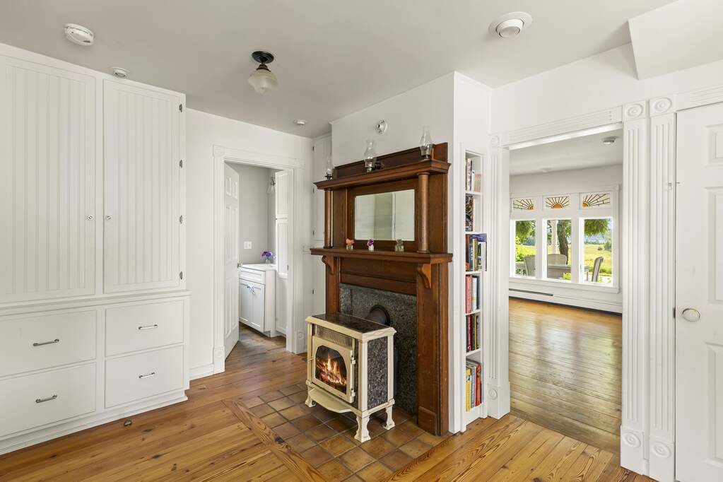3 Bedroom Single Family Home/House's Image 13