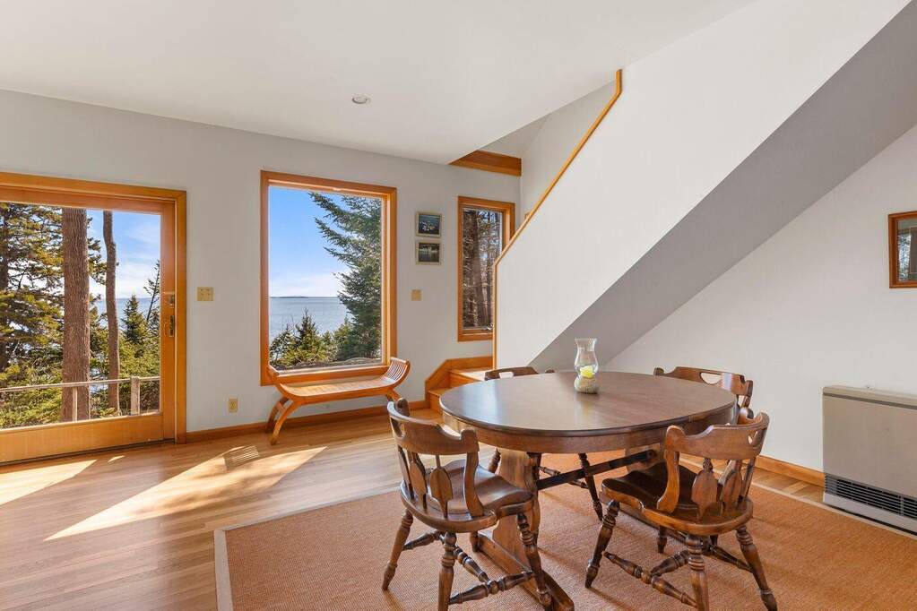 3 Bedroom Single Family Home/House's Image 5