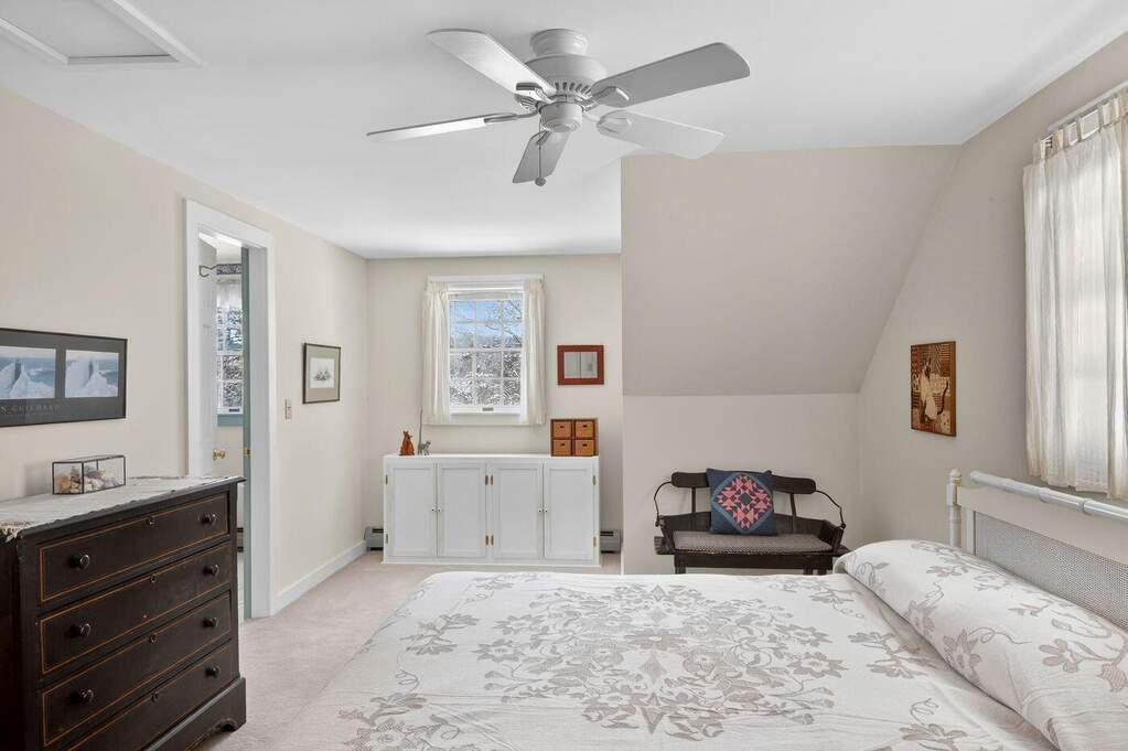 3 Bedroom Single Family Home/House's Image 14