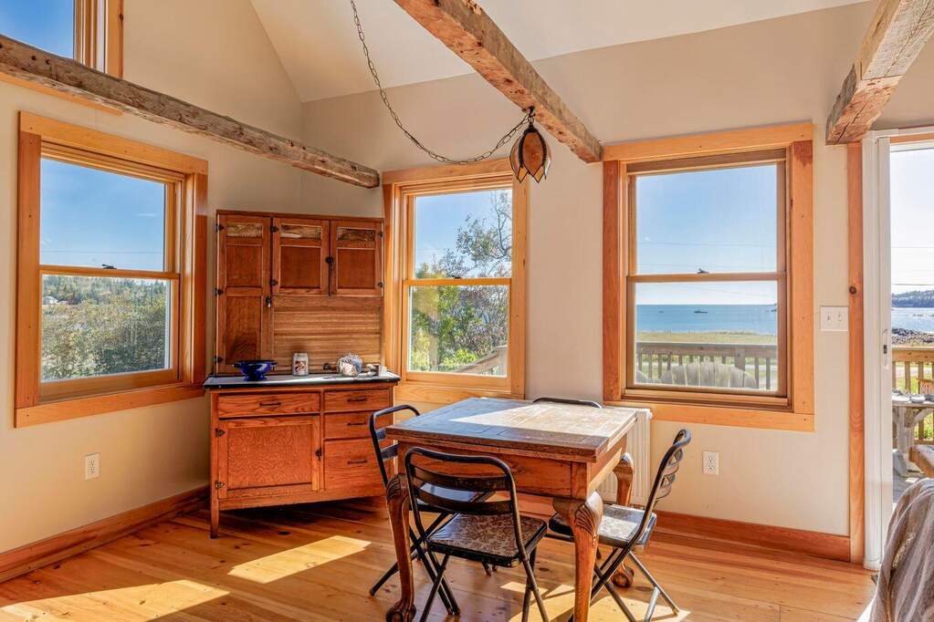 2 Bedroom Single Family Home/House's Image 11