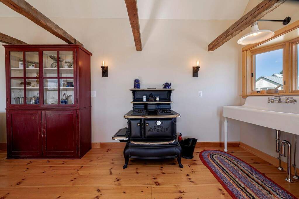 2 Bedroom Single Family Home/House's Image 13