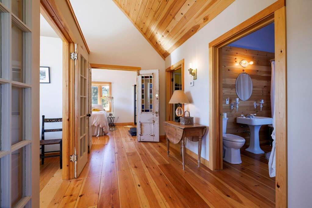 2 Bedroom Single Family Home/House's Image 18