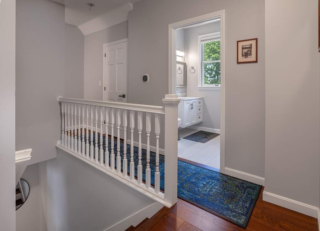 8 Bedroom Single Family Home/House's Image 26