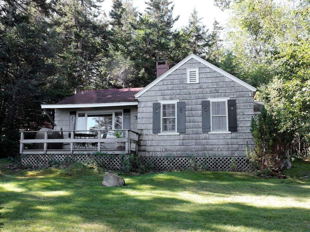 5 Bedroom Single Family Home/House's Image 19