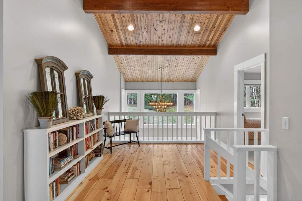 5 Bedroom Single Family Home/House's Image 19