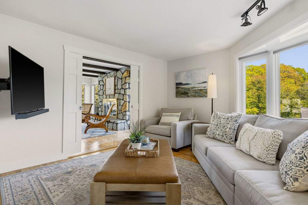 3 Bedroom Single Family Home/House's Image 14