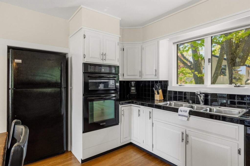 3 Bedroom Single Family Home/House's Image 17