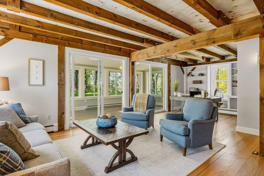 3 Bedroom Single Family Home/House's Image 11