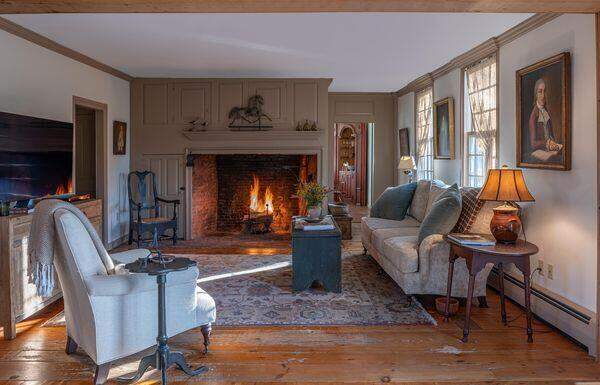 5 Bedroom Single Family Home/House's Image 10