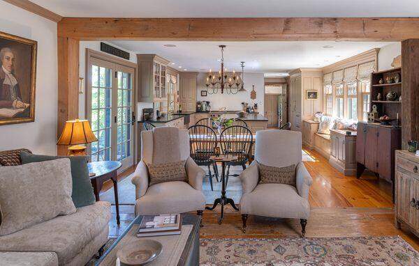 5 Bedroom Single Family Home/House's Image 11