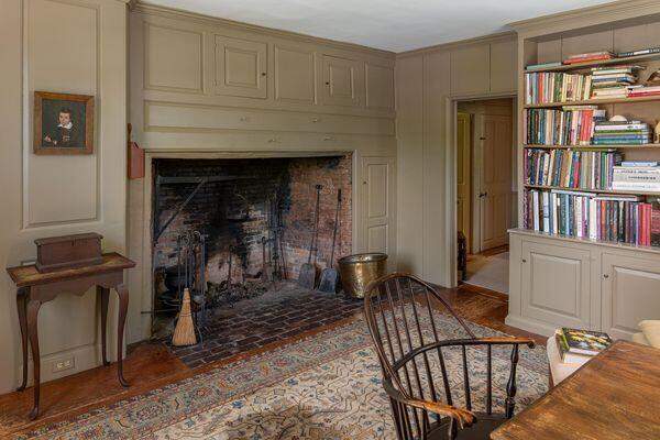 5 Bedroom Single Family Home/House's Image 18