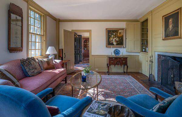 5 Bedroom Single Family Home/House's Image 4