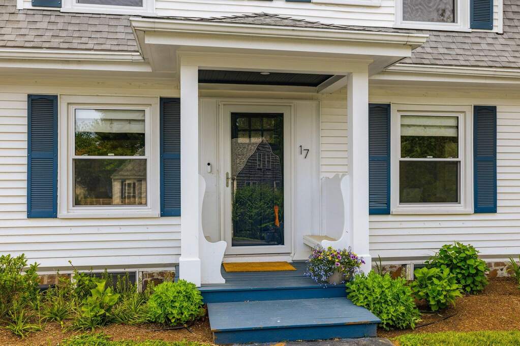 4 Bedroom Single Family Home/House's Image 7