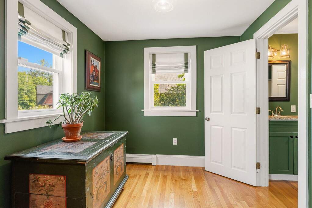 4 Bedroom Single Family Home/House's Image 17