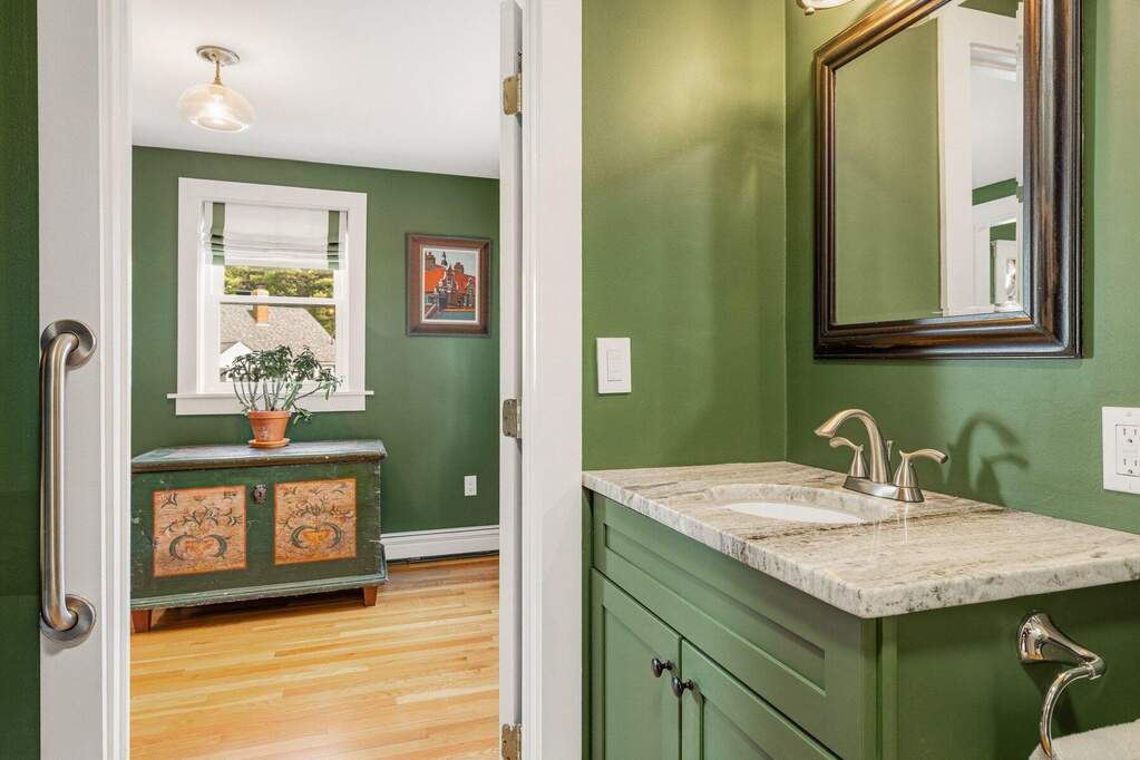 4 Bedroom Single Family Home/House's Image 18