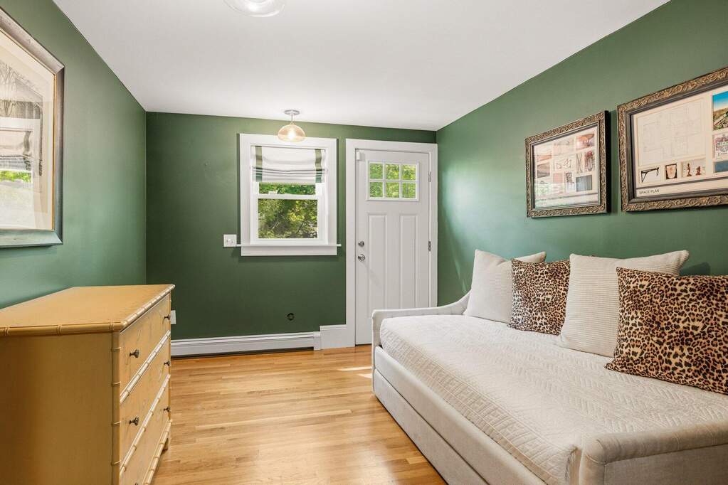 4 Bedroom Single Family Home/House's Image 20