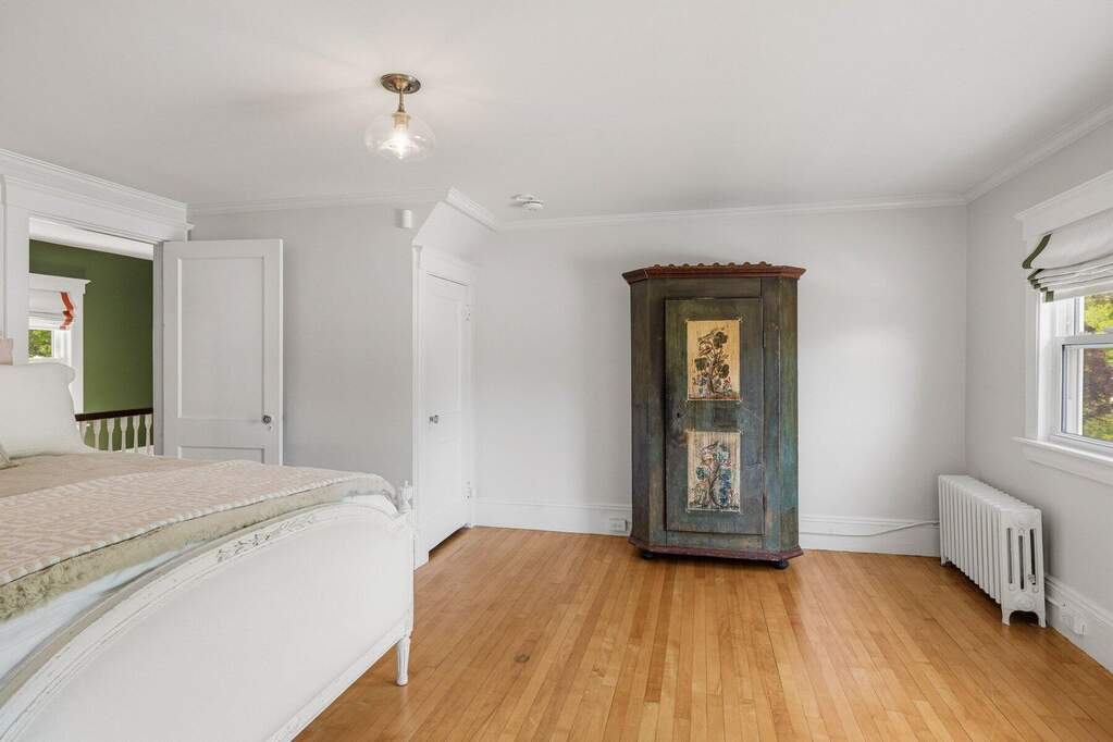 4 Bedroom Single Family Home/House's Image 27