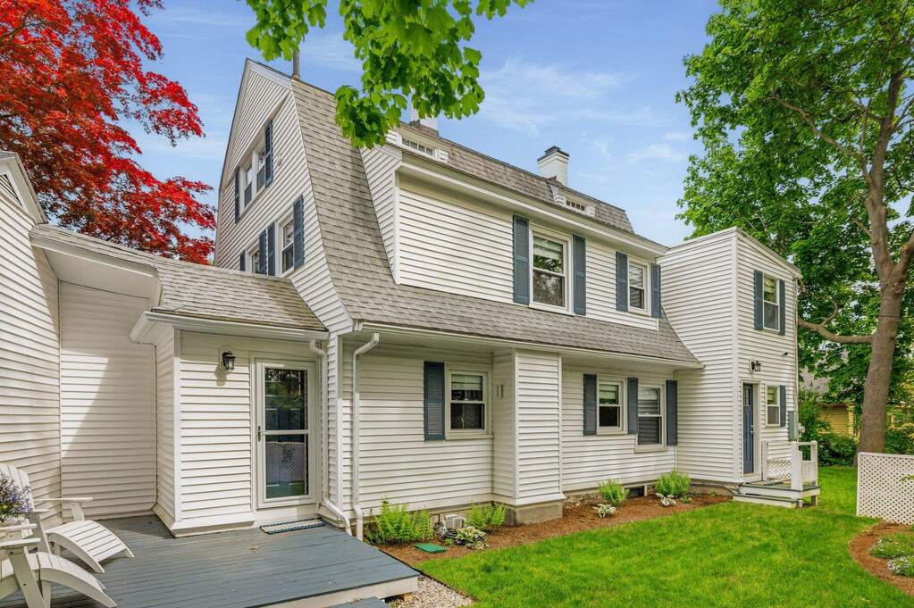 4 Bedroom Single Family Home/House's Image 34